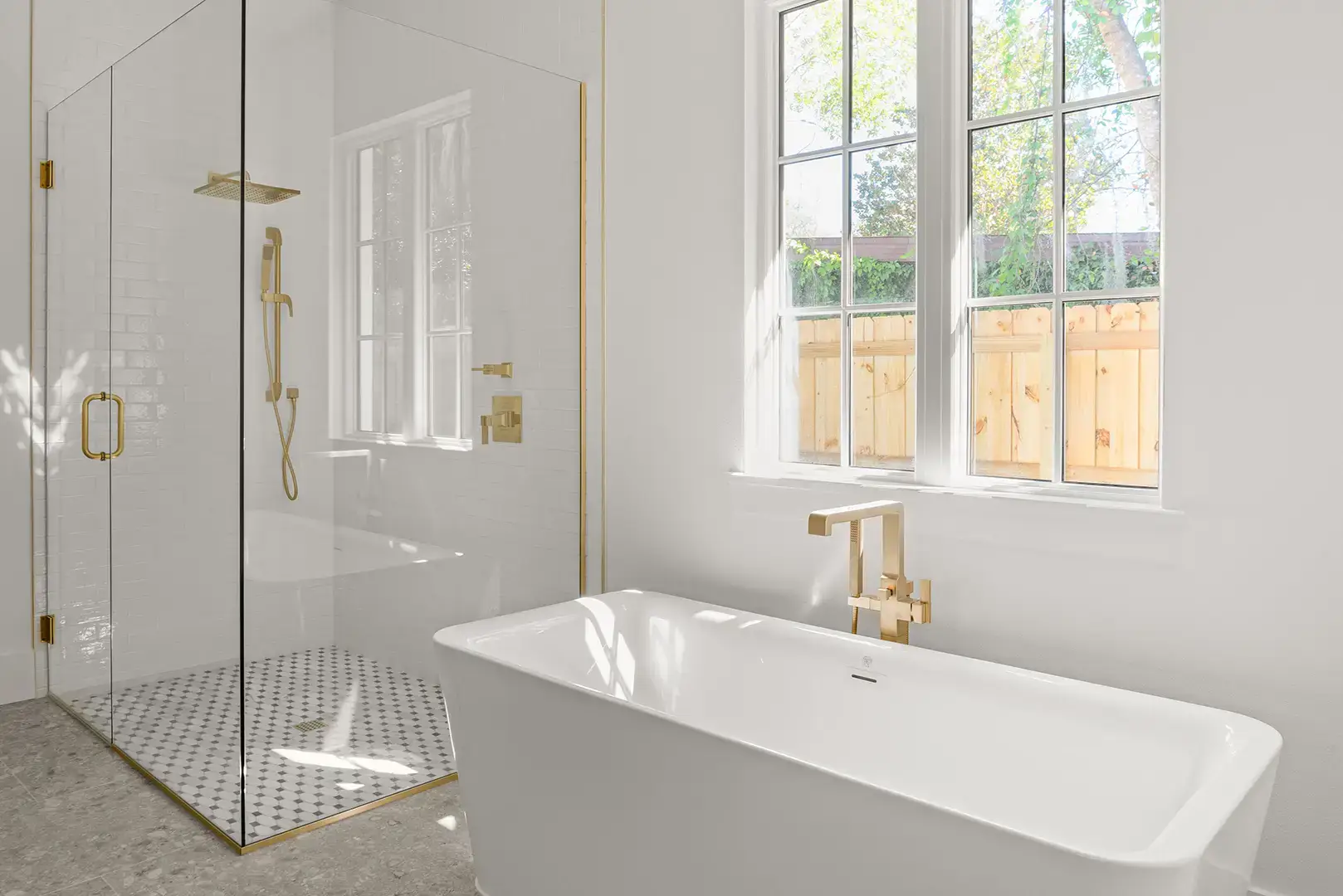 Island Transitional Home - Primary Bath - Shower and Tub